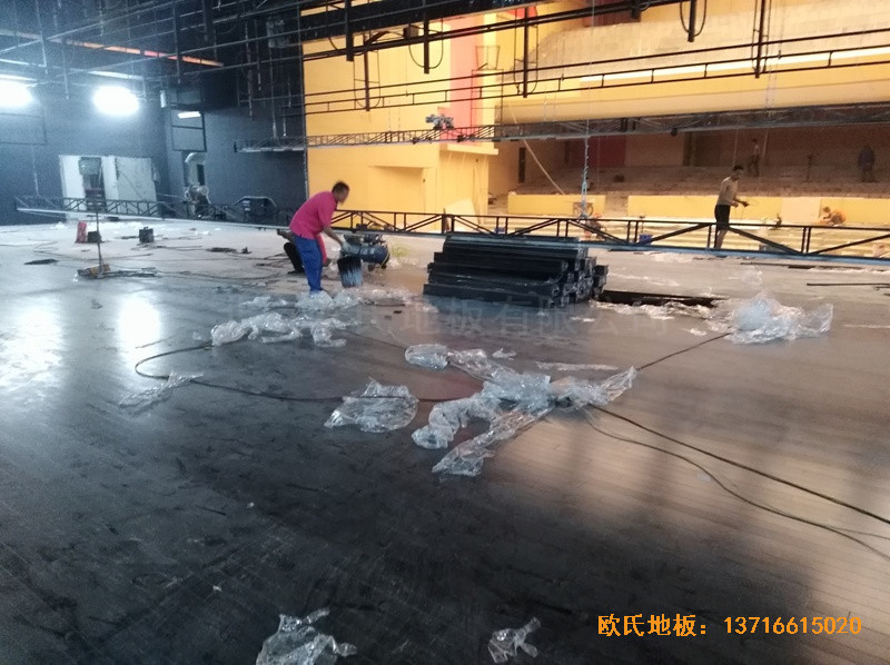 �ӱ��ȷ�����ͬ�ČW(xu��)У���_(t��i)�w���ذ���O(sh��)����5