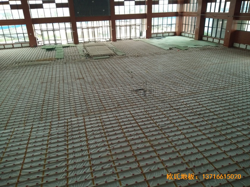 �ӱ����̴�W��У�^�@���^�w��ľ�ذ尲�b����2