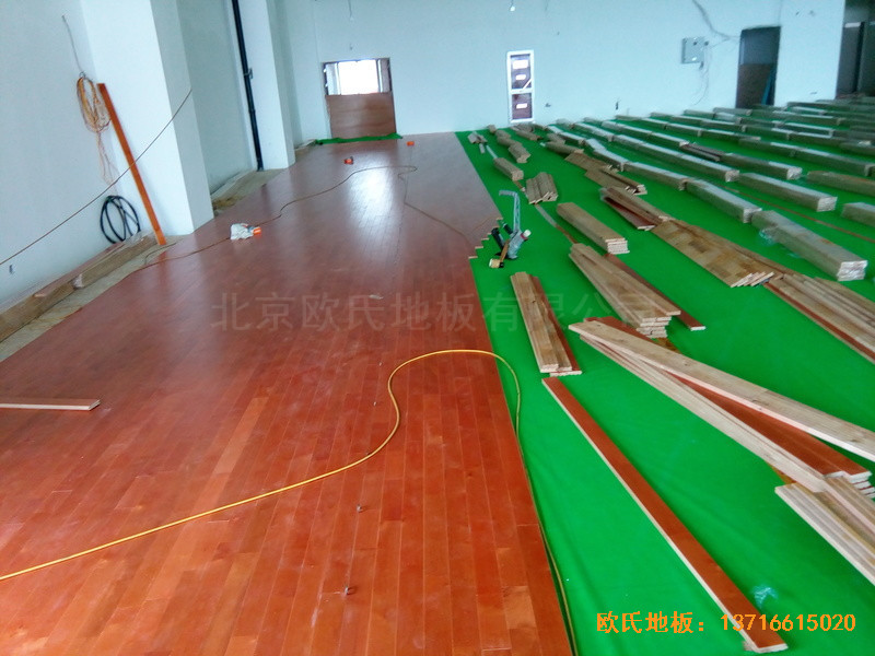 �Ͼ��ֿڅ^���dС�W�\���^�w��ľ�ذ���O����3